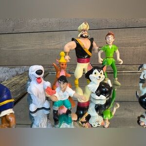 Disney Action Figure Set of 15 Multicolor Cake Toppers Official Characters Lot